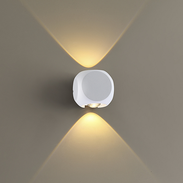 Уличный LED настенный светильник Odeon Light Miko 4221/4WL