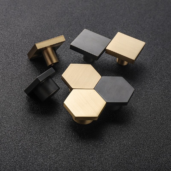 Ручка-кнопка Delight Collection HK005 HK006 brass